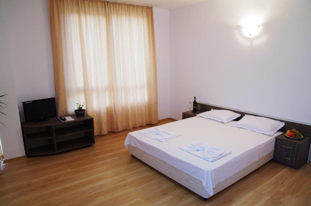 Guest House Ask Primorsko Bilik gambar