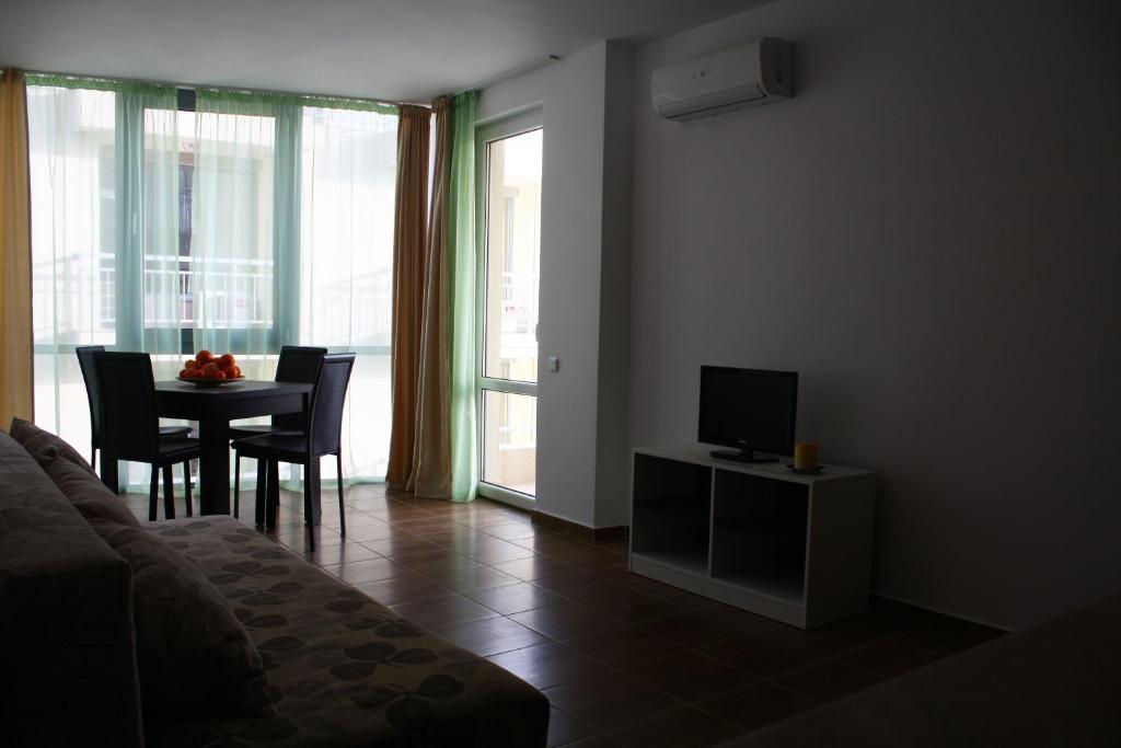 Guest House Ask Primorsko Bilik gambar
